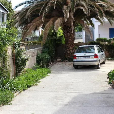 With A Parking Space Mali Lošinj